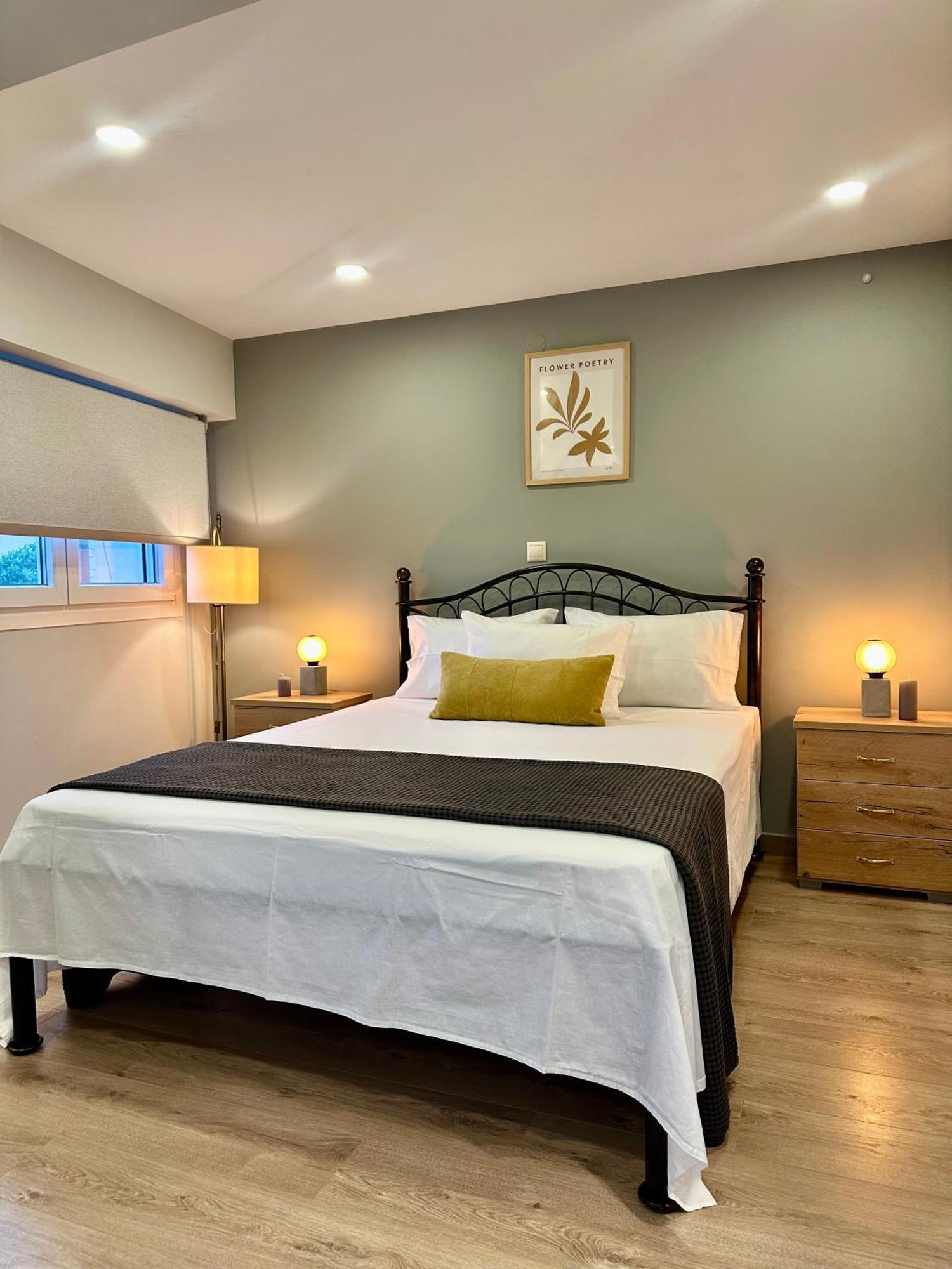 Iris Luxury House Apartment Agioi Deka  Екстериор снимка